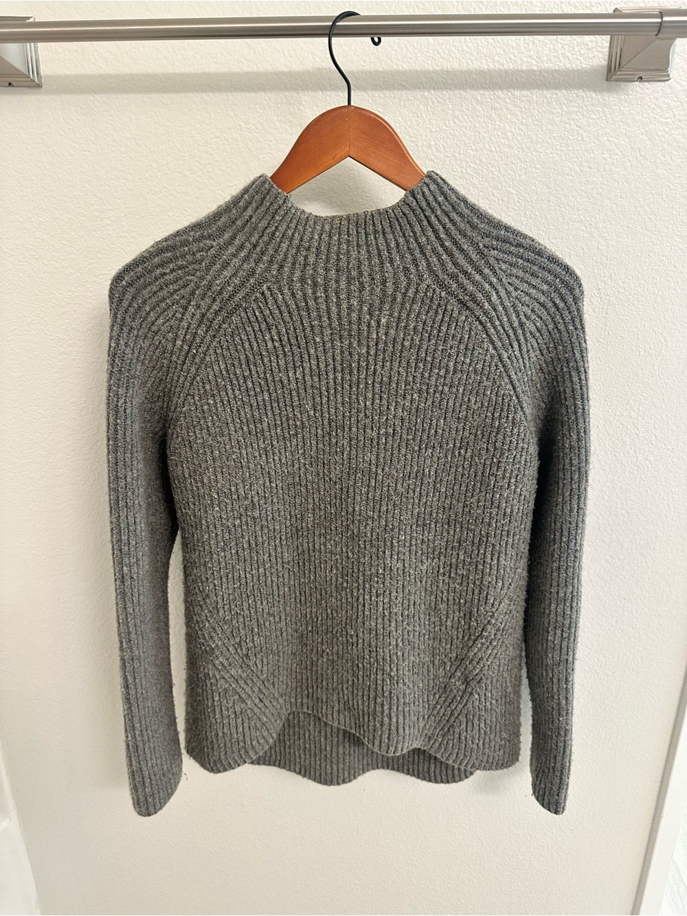 Madewell Gray Ribbed Turtleneck Sweater